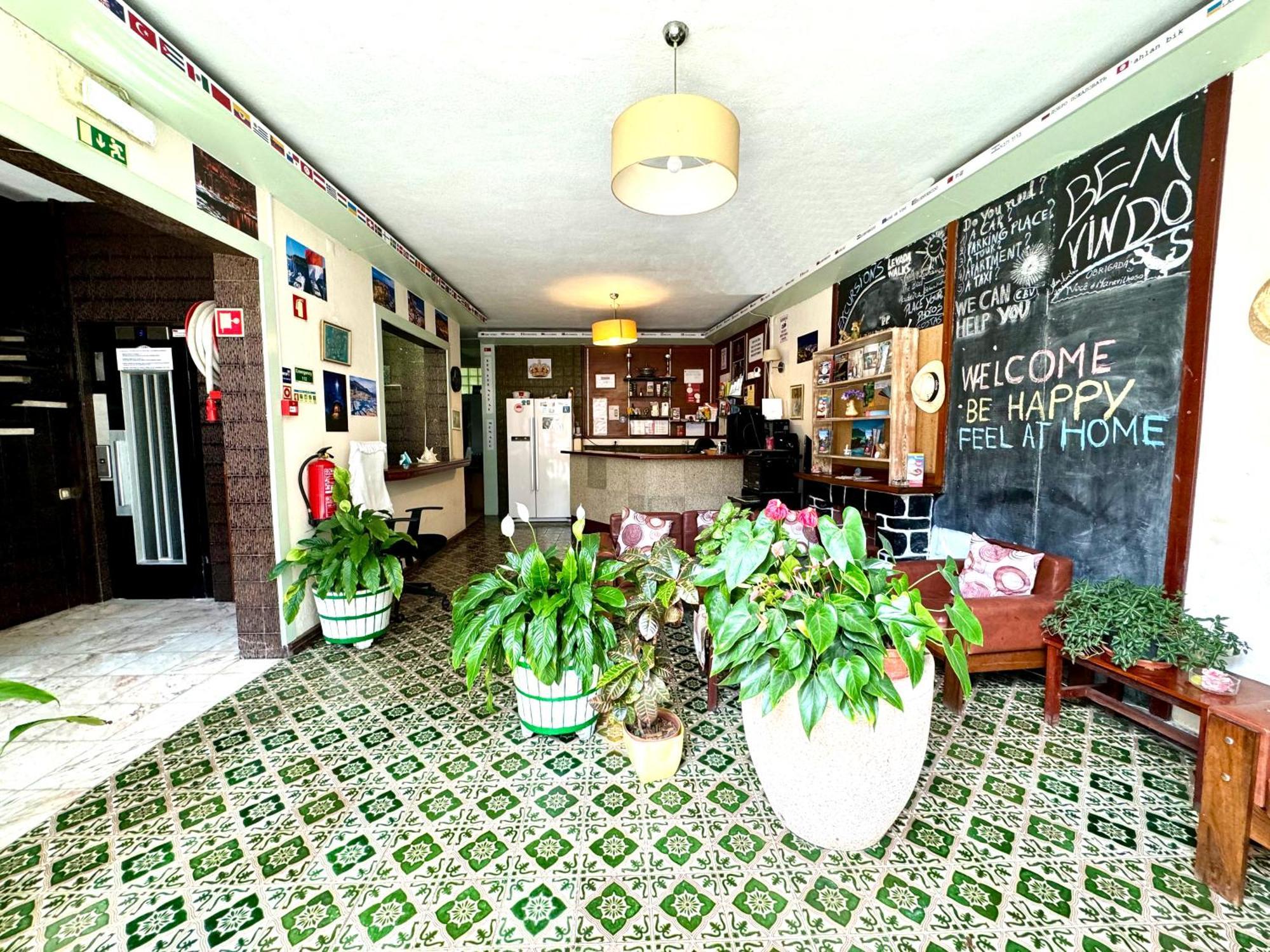 Hostel Monaco Funchal  Exteriör bild