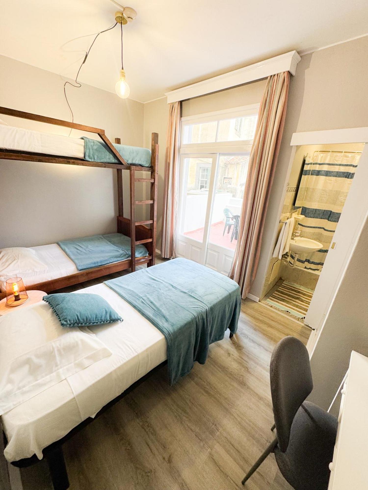 Hostel Monaco Funchal  Exteriör bild